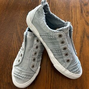 Blowfish Women's Light Blue Denim Slip-On Sneakers